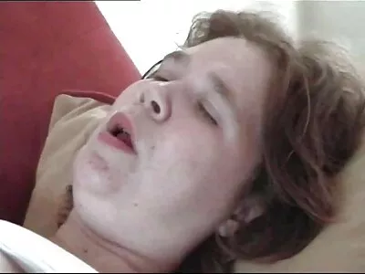 Fucked ស្ត្រីនៅលើកៅអី